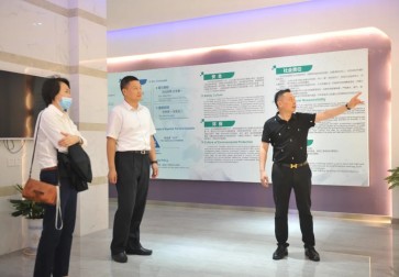 仇副市长、市科技局领导一行来科堡做科技交流和参赛入围企业考察